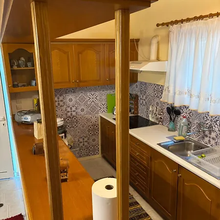 Thanasis House