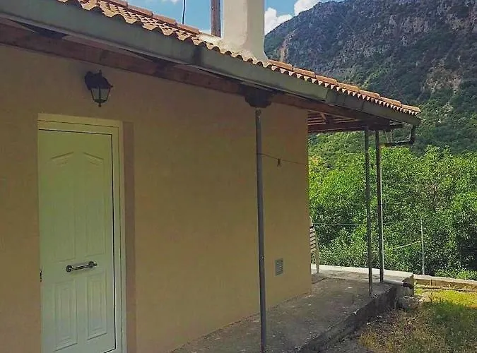 Thanasis House